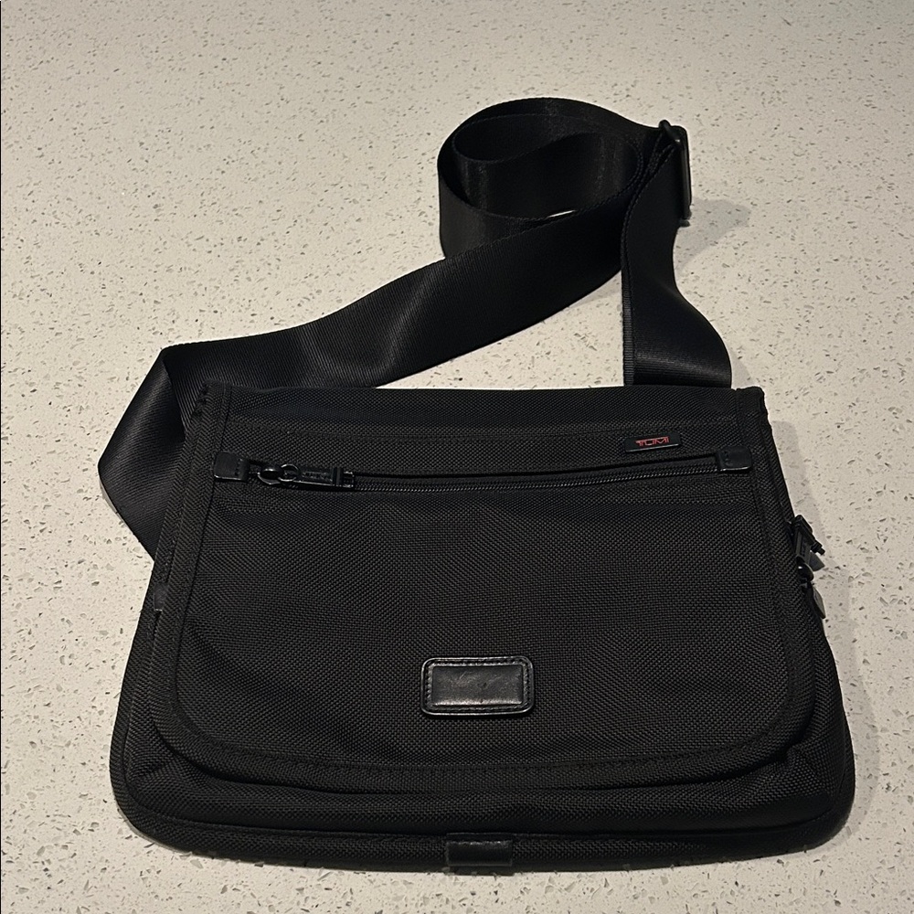 Tumi Black Messenger Bag for Men